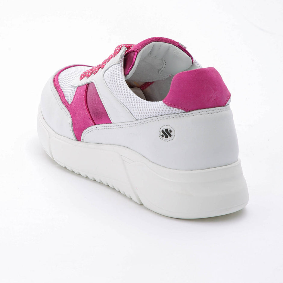 Kunoka ARI platform sneaker - Tulip Platform Sneaker fuchsia