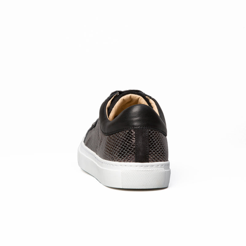 Gabrielle - scaly metallic black